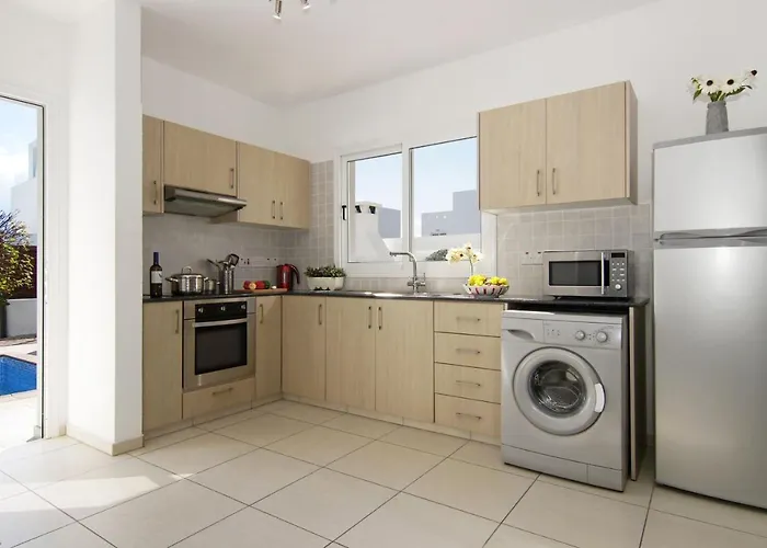 Nissinia - Nissi Area ヴィラ