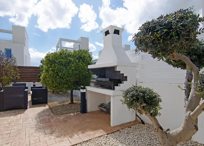 Nissinia - Nissi Area アヤナパ