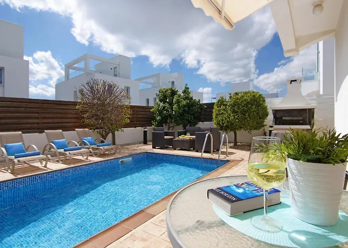 Nissinia - Nissi Area * アヤナパ